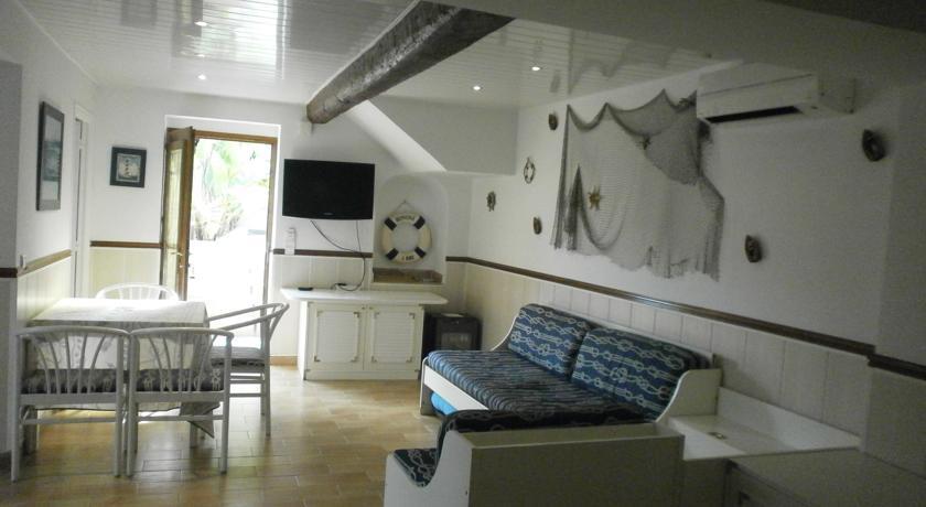The Originals City, Hôtel Frisia, Beaulieu-sur-Mer  Extérieur photo