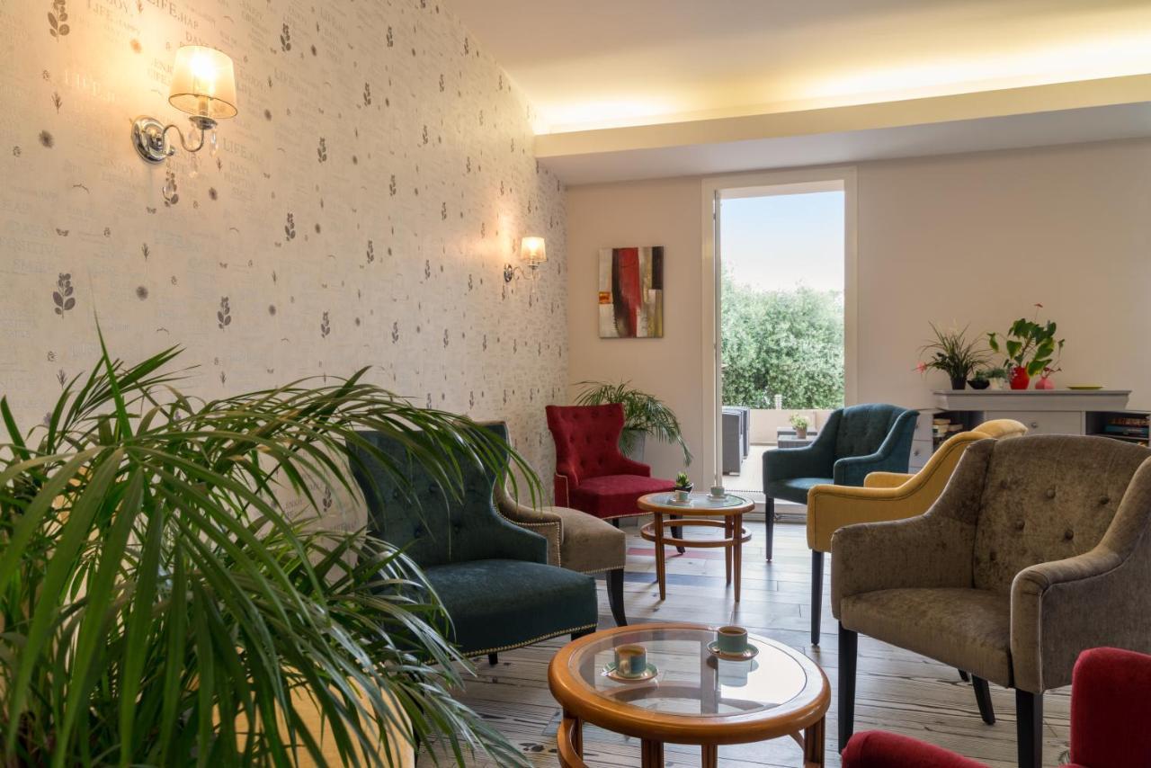 The Originals City, Hôtel Frisia, Beaulieu-sur-Mer  Extérieur photo